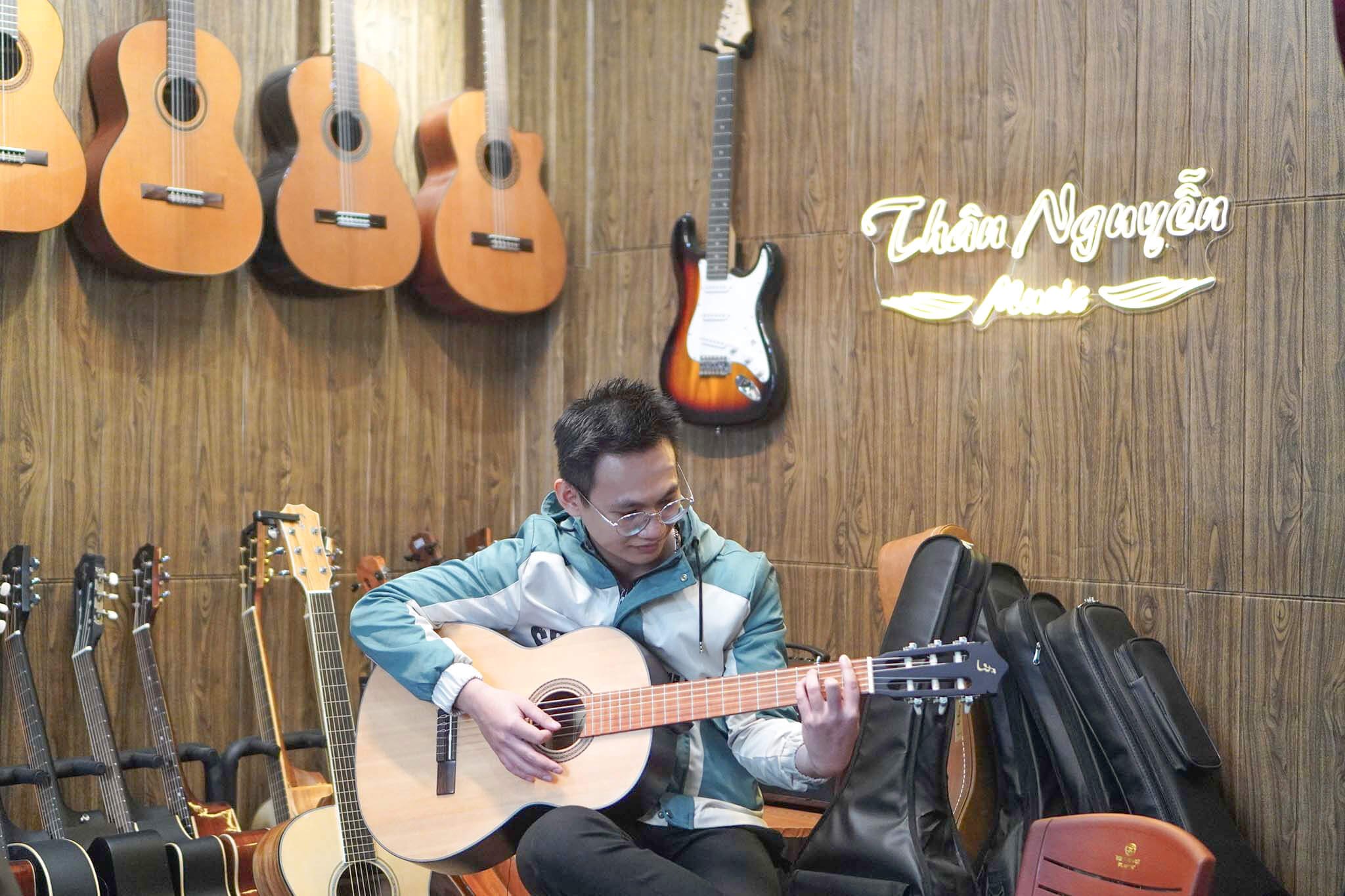 Gia Sư Guitar Thanh Xuân, Dạy Guitar Tại Nhà Hà Nội Uy Tín